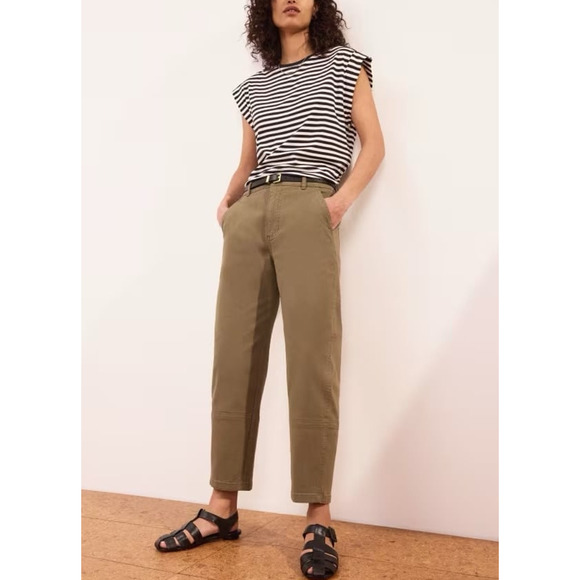 Everlane The Utility Barrel Pant in Dark Moss Green 8 - Picture 2 of 10